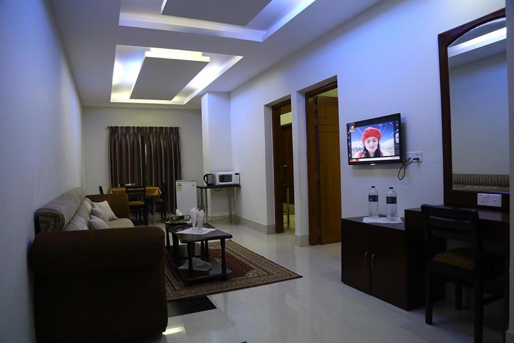 Hotel City Plaza Jessore Exterior foto